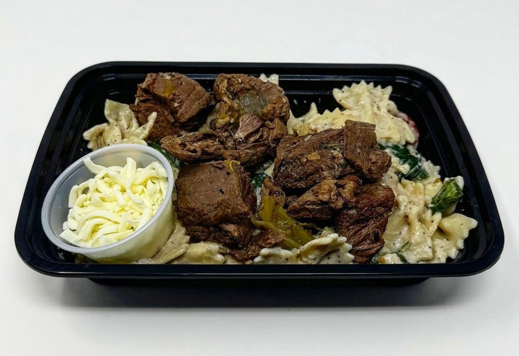 Pasta con filete de flanco y parmesano
