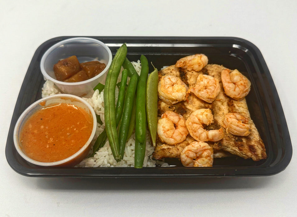 Grilled chicken breast paired with lemon pepper shrimp, rice, green beans and side cup of pineapples and house sauce - Fort Lee NJ Meal Prep