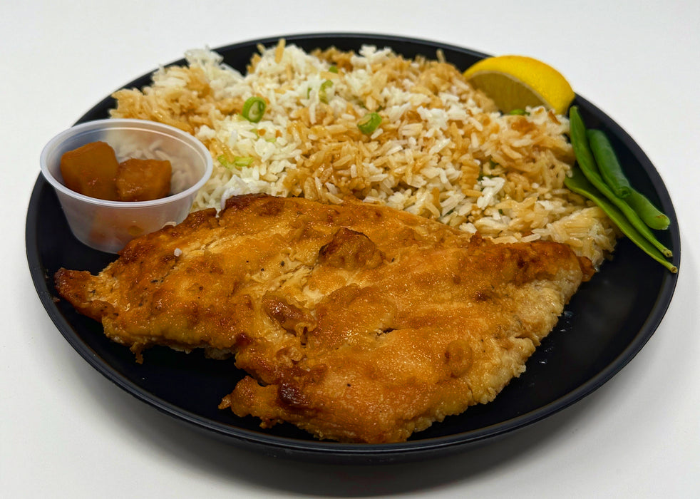HoneyGarlicChicken-SpartanhobokenNJmealprepdeliveryservice - honey crusted chicken paired with rice, pineapple , green beans served on a black plate.