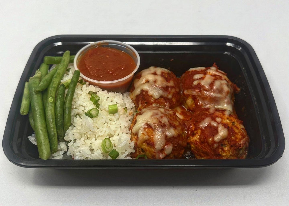 Albóndigas De Pollo Parmesano
