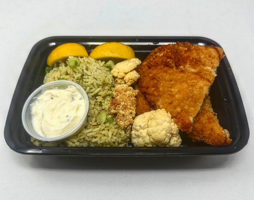 Crispy chicken paired with cilantro brown rice, Cauliflower florets and white gravy sauce cup - Newark NJ Meal Prep