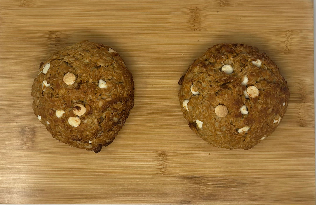 Galletas de avena con proteína y mantequilla de maní y chocolate bajas en calorías - (2) galletas de 8 oz 