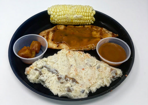 Grilled chicken breast, house mashed potatoes with turkey bacon bites stuffed inside, green beans, corn with a side of low fat gravy - East Orange NJ Meal Preps.